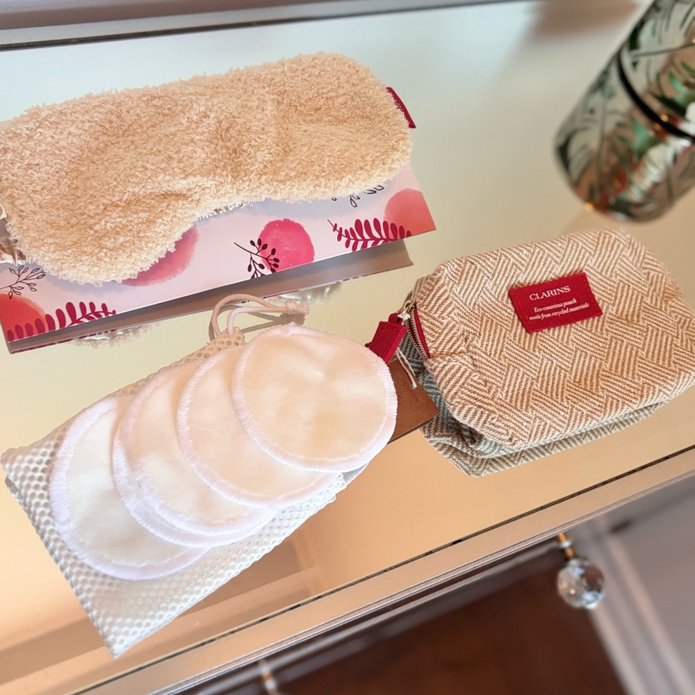 Clarins Beige and Cream Relaxation Set